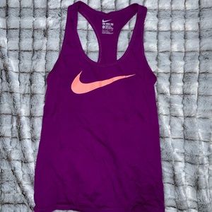 NIKE Tank Top